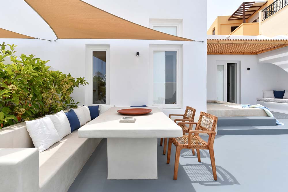 thiro-santorini-villas-deluxe-villa-photo-gallery-25