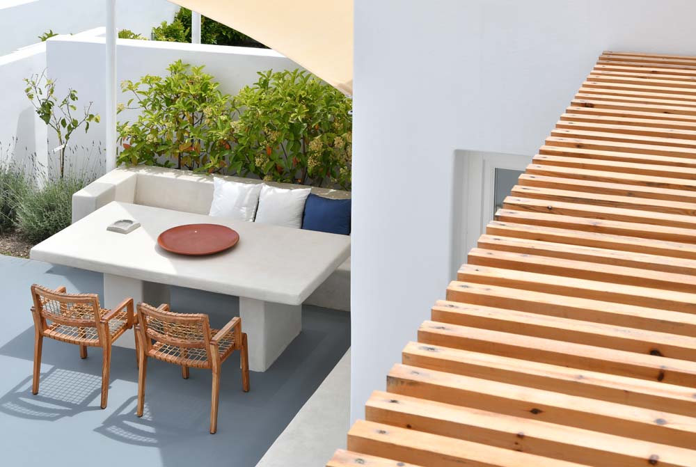 thiro-santorini-villas-deluxe-villa-photo-gallery-35